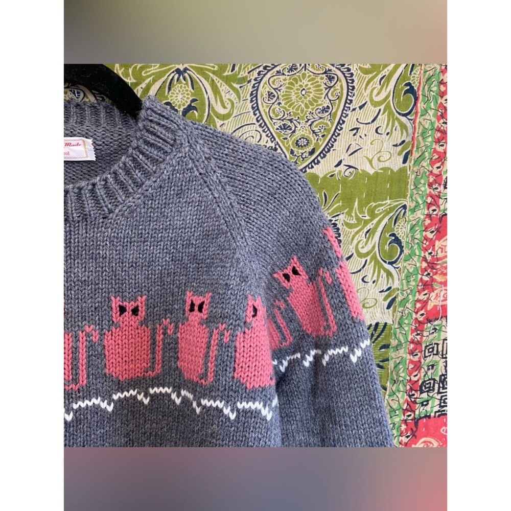 Handmade by Carol Gray/ Pink 100% Wool Cat Knit Sweater Size Small Teachercore - Picture 3 of 13